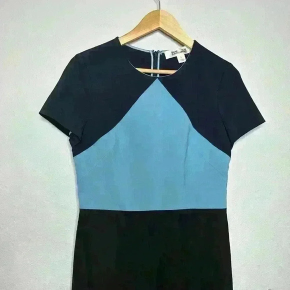 Diane Von Furstenberg Silk Dress size 6 blue - Picture 3 of 8